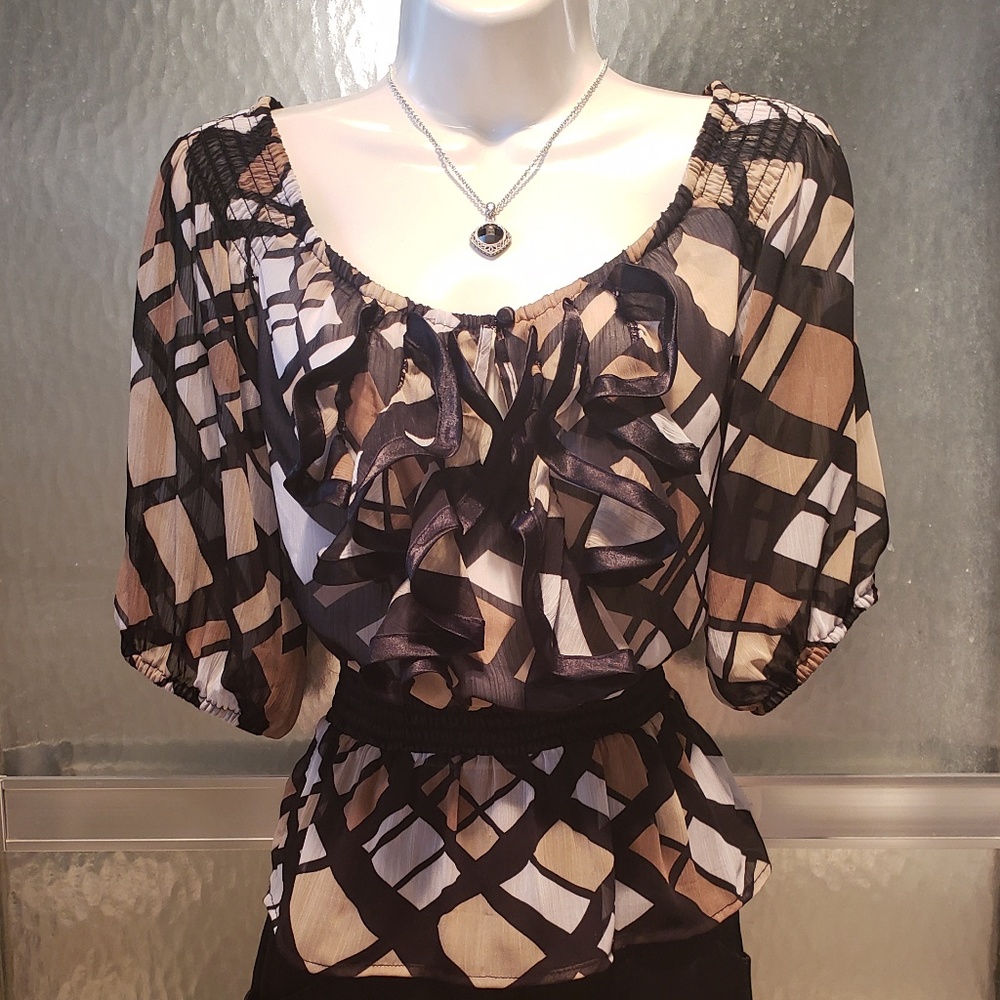 Bebe Plaid Geometric Print Ruffle Peplum Top